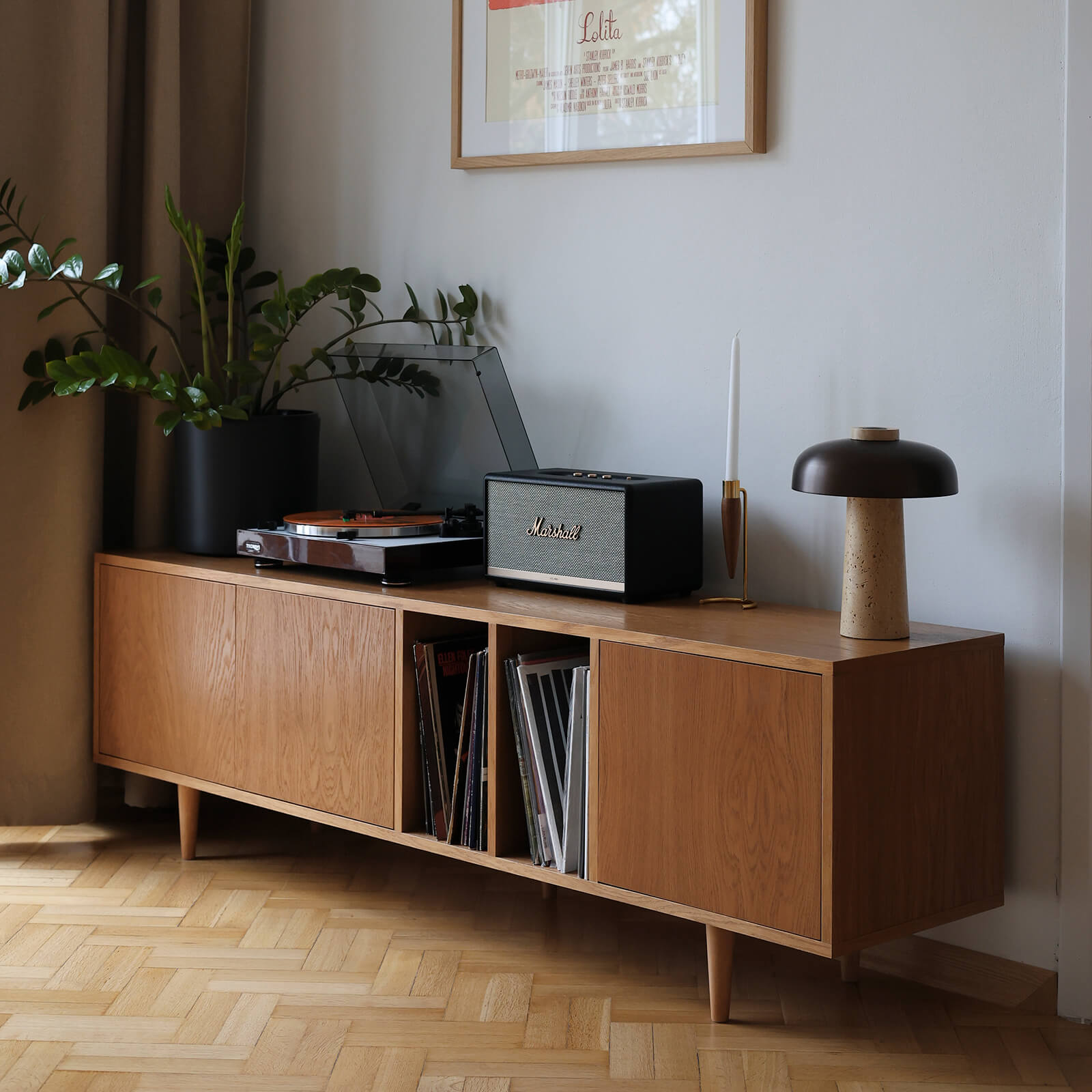 2Q0A3234_mniejsze_TINYPNG szafka rtv RESMO - obrazek 1